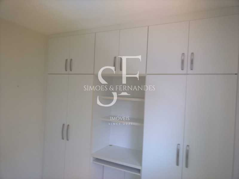 8e244bac-39d0-4edd-b55e-3c3b7a - 18