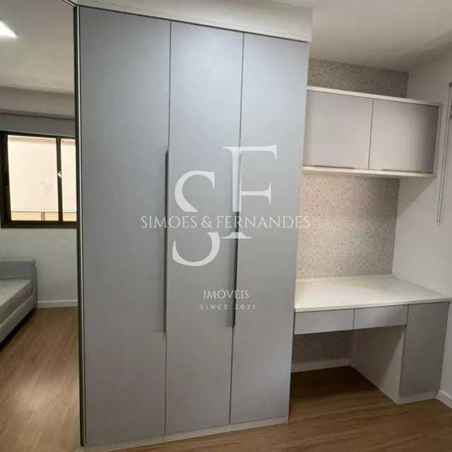 Tijuca Rua dos Araujos 10. - 11