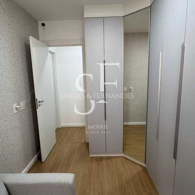 Tijuca Rua dos Araujos 11. - 12