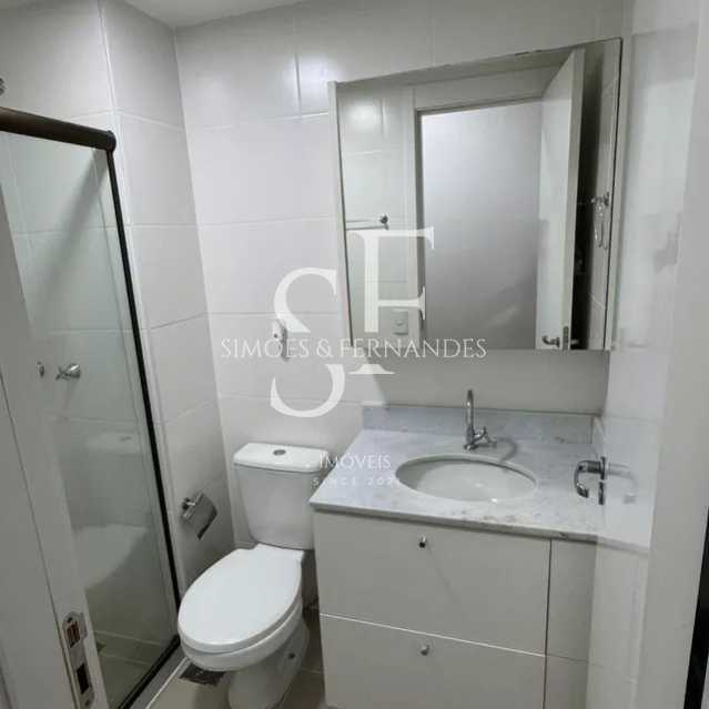 Tijuca Rua dos Araujos 15. - 16