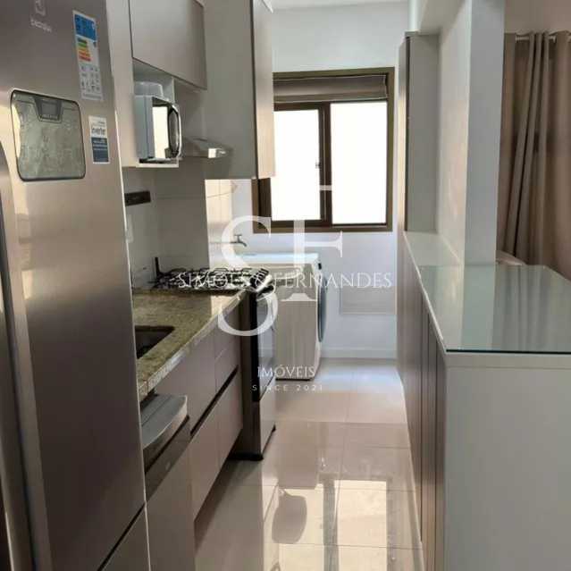 Tijuca Rua dos Araujos 20. - 21