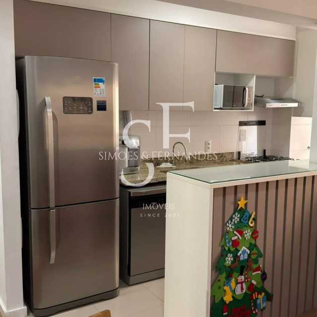 Tijuca Rua dos Araujos 25. - 26