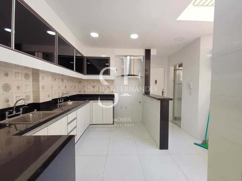 Mariz e Barros 28. - 28