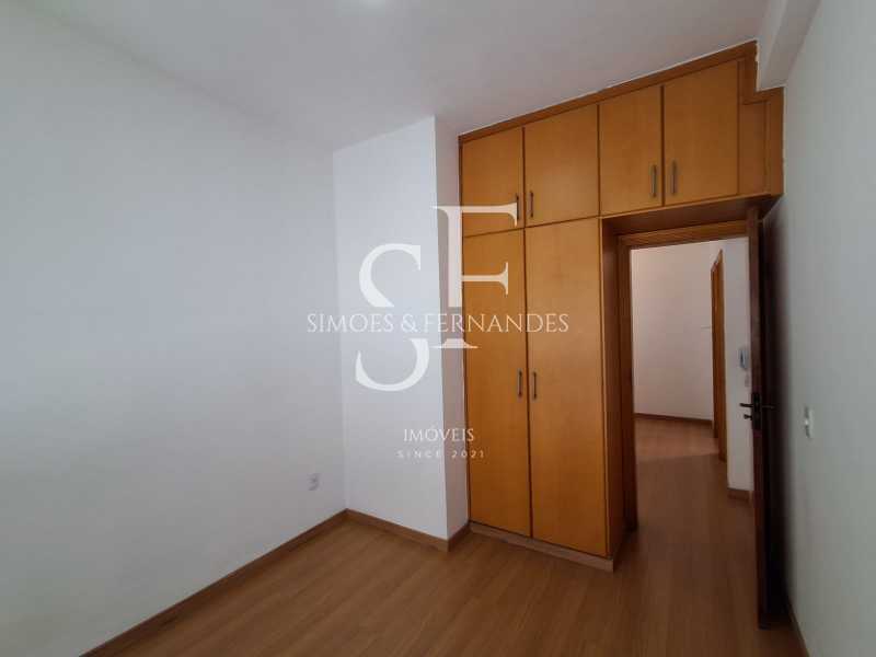 Conheça 2c3ea40b-dd3f-4462-a733-f86a68 do imóvel - Tijuca - Rua Almirante Cochrane - Casa de vila tríplex com dois quartos, um banheiro social e um de serviço, terraço. - BTCV20050 - 17 2c3ea40b-dd3f-4462-a733-f86a68 - 17