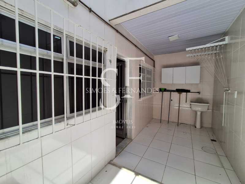 Conheça bcfa6f7d-c944-4274-9948-ab13ef do imóvel - Tijuca - Rua Almirante Cochrane - Casa de vila tríplex com dois quartos, um banheiro social e um de serviço, terraço. - BTCV20050 - 11 bcfa6f7d-c944-4274-9948-ab13ef - 11