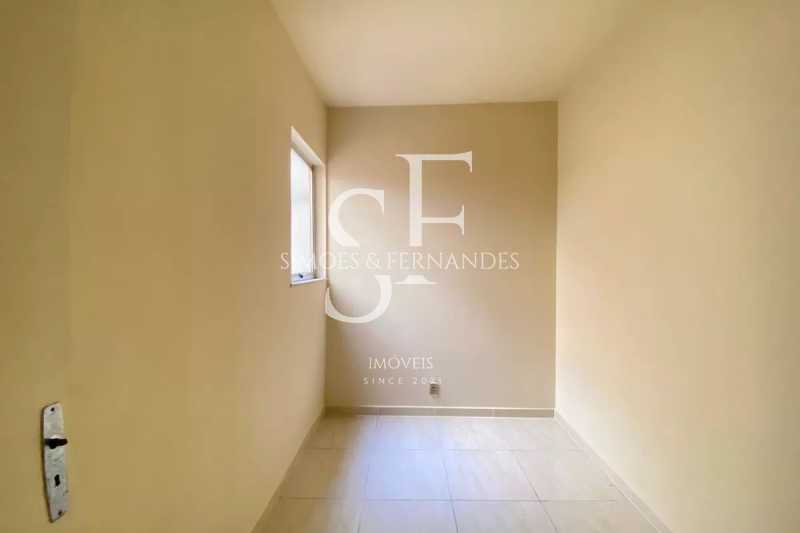 original895053059-33.894375593 - 27