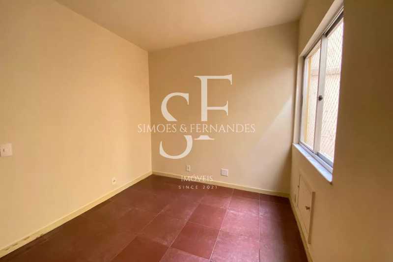 original895053059-482.56545488 - 15