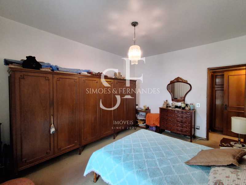 3aed9dab-9996-4c9f-ba2b-ead68e - 18