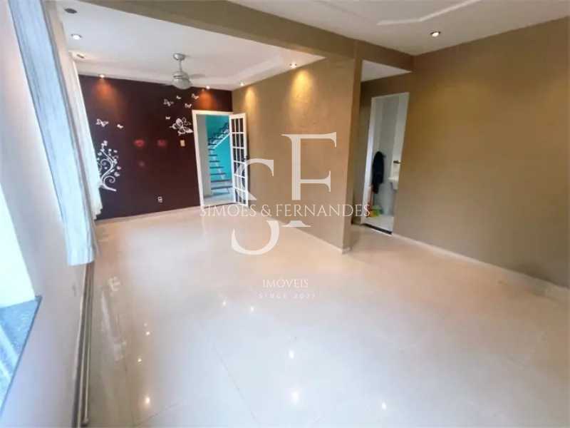 Rio Comprido Av Paulo de Front - 1