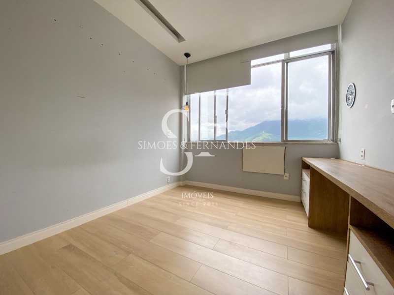 AndaraiRuaBaraodeMesquita10. - 13