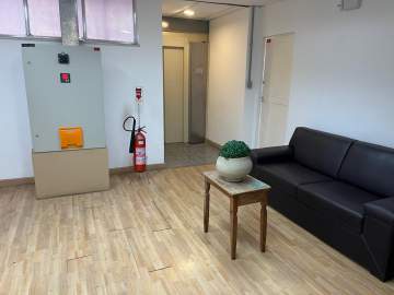 Oportunidade - Prédio : / Comercial / São Cristóvão - BTPR00020