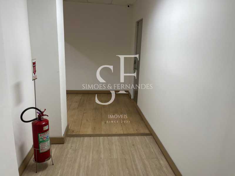 8fdb45d1-acba-498c-9947-fe6964 - 23