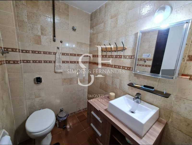 1c3aeb3e-f05f-44ed-8c9c-a1d2a3 - 7