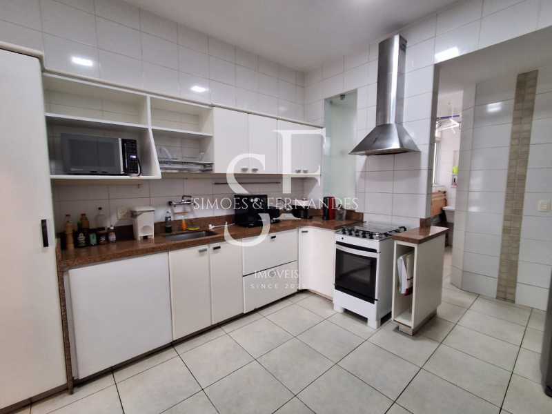 7d57b93d-1824-48e2-bdf6-0e5b67 - 23