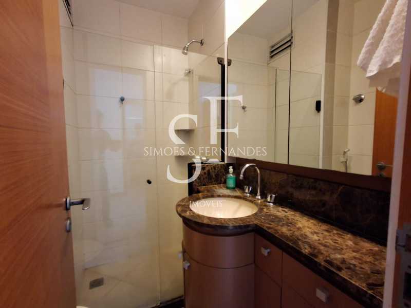 b6495cd4-7638-44f9-909e-a29829 - 16