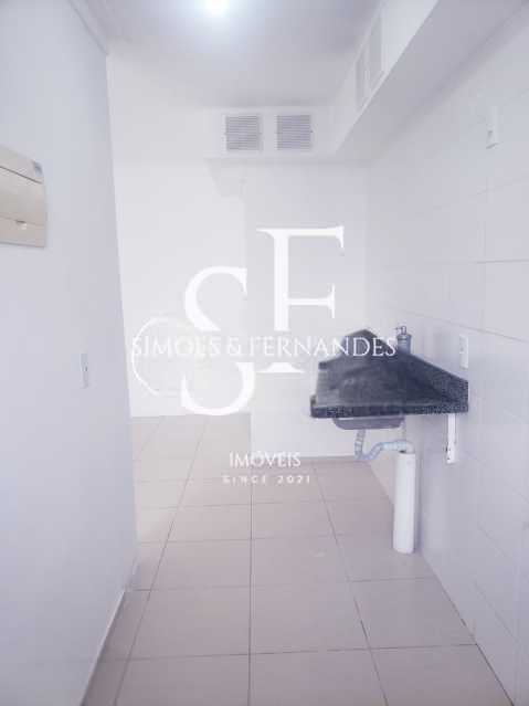 1676_G1718037005 - 11