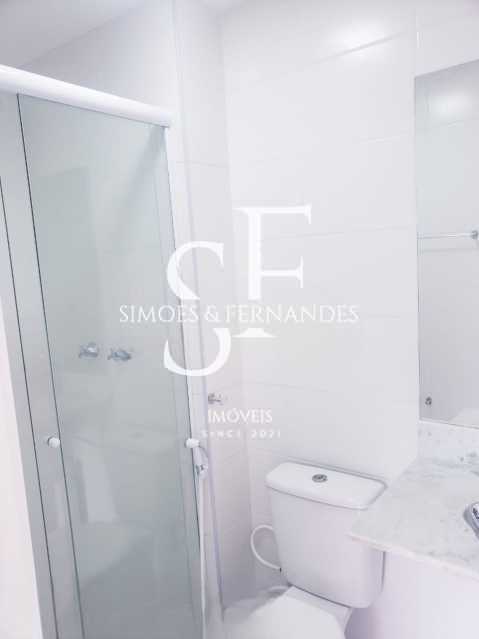 1676_G1718037000 - 12