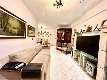 Oportunidade - Tijuca - Rua Dona Maria - Apartamento 3 quartos com varanda e 2 vagas. - BTAP31559