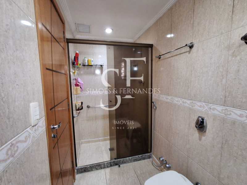 5afb37a6-2872-41e6-a362-d681d2 - 23