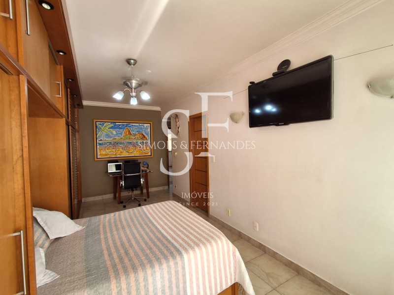 636105d8-3e25-4f0d-903b-012f4f - 17