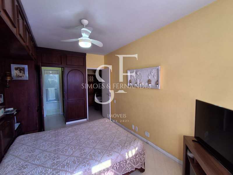 c74f7790-3d1e-4f47-95fc-0959a2 - 12