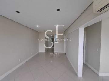 Oportunidade - Tijuca - Rua Homem de Melo. Apartamento semi-luxo, com 1 sala ampla e arejada. Possui 3 quartos, sendo 1 suíte e com 1 vaga de garagem. - BTAP22230
