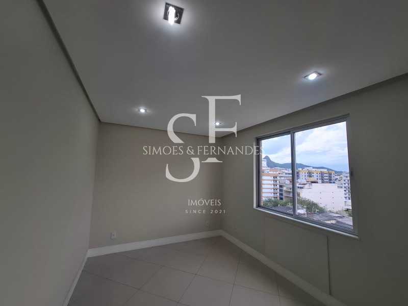 1093596c-45e7-449c-ba9d-a756ef - 8