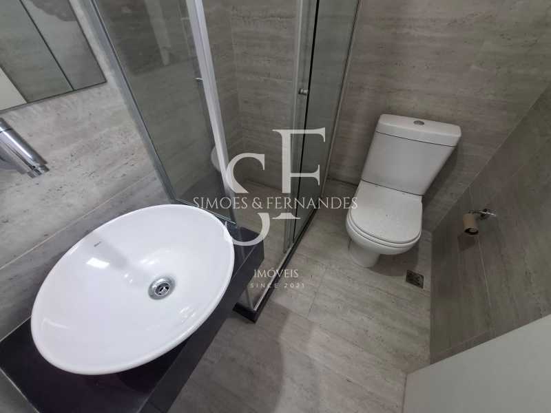 ab626bb5-7366-47ce-9cc6-ad2f61 - 21