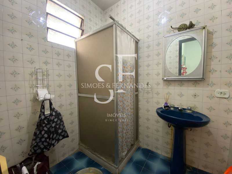 Conheça AndaraiRuaNisiaFlorestaCasaDup do imóvel - Andaraí - Rua Nísia Floresta - Casa Tríplex, 5 quartos ( 2 suítes ), varanda, 1 lavabo, quintal, terraço, sauna, 3 vagas. - BTCA50044 - 26 AndaraiRuaNisiaFlorestaCasaDup - 26