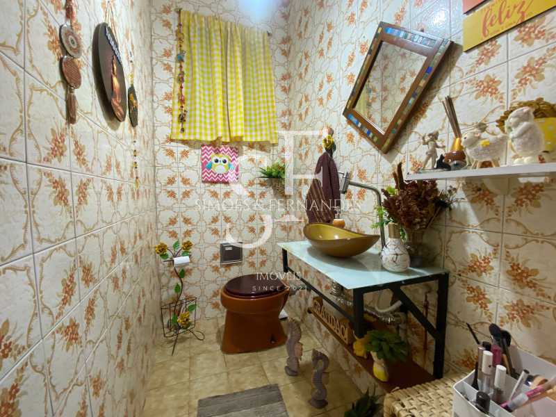 Conheça AndaraiRuaNisiaFlorestaCasaDup do imóvel - Andaraí - Rua Nísia Floresta - Casa Tríplex, 5 quartos ( 2 suítes ), varanda, 1 lavabo, quintal, terraço, sauna, 3 vagas. - BTCA50044 - 11 AndaraiRuaNisiaFlorestaCasaDup - 11