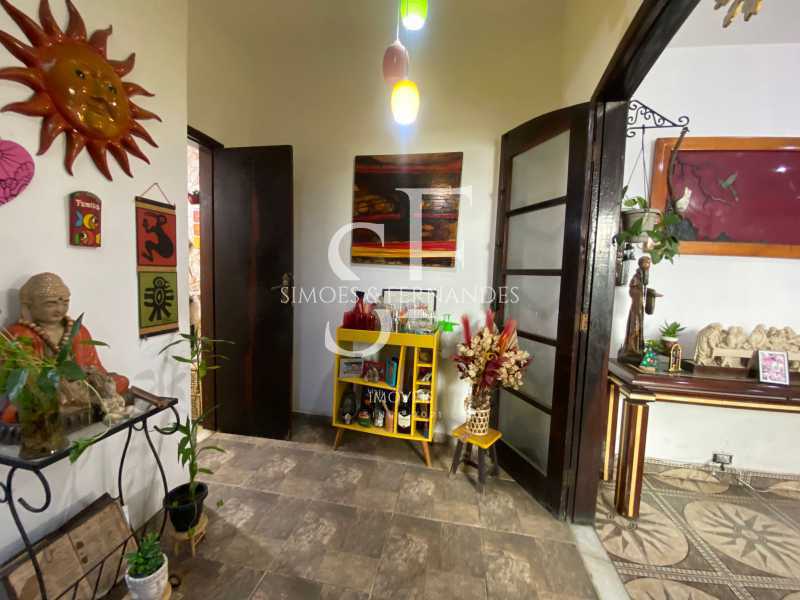 Conheça AndaraiRuaNisiaFlorestaCasaDup do imóvel - Andaraí - Rua Nísia Floresta - Casa Tríplex, 5 quartos ( 2 suítes ), varanda, 1 lavabo, quintal, terraço, sauna, 3 vagas. - BTCA50044 - 14 AndaraiRuaNisiaFlorestaCasaDup - 14