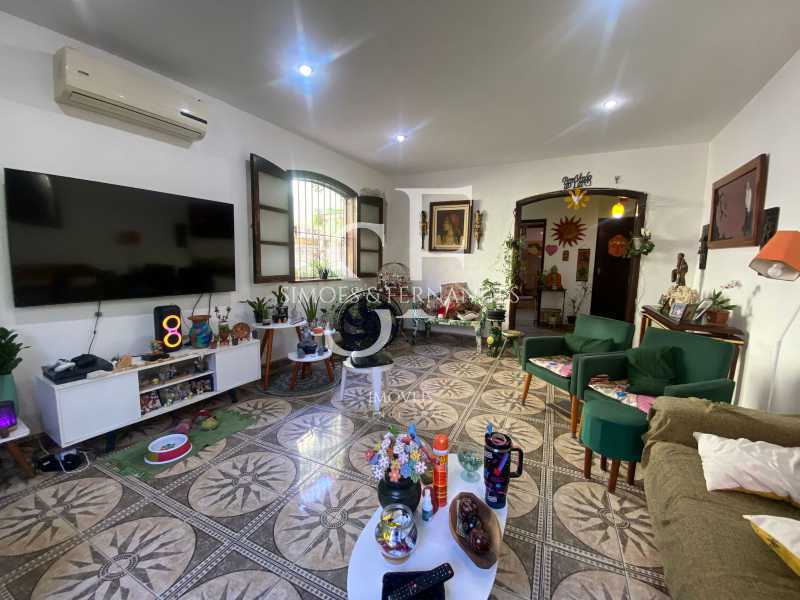 Conheça AndaraiRuaNisiaFlorestaCasaDup do imóvel - Andaraí - Rua Nísia Floresta - Casa Tríplex, 5 quartos ( 2 suítes ), varanda, 1 lavabo, quintal, terraço, sauna, 3 vagas. - BTCA50044 - 3 AndaraiRuaNisiaFlorestaCasaDup - 3