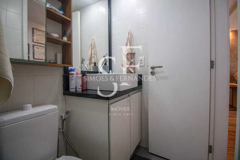 original895358785-967.07120569 - 20