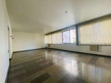 Oportunidade - Ipanema - Rua Nascimento Silva - Apartamento com 188m² - 4 quartos, 1 suíte, elevador social e hall privativos, dependência completa, 2 vagas. - BTAP40278