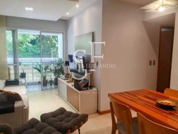 Oportunidade - Humaitá - Rua Macedo Sobrinho. Apartamento com 3 quartos, 1 suíte e 1 vaga na escritura. - BTAP31627