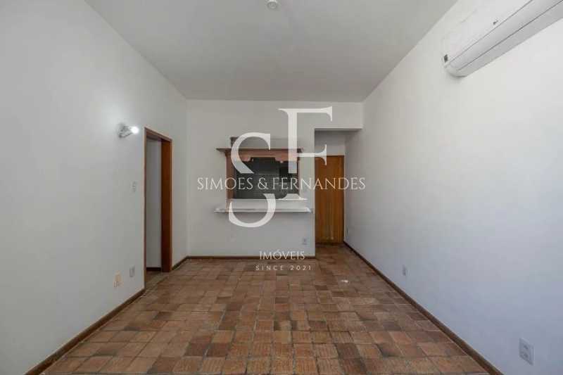 893576293-217.03790943382495DS - 2