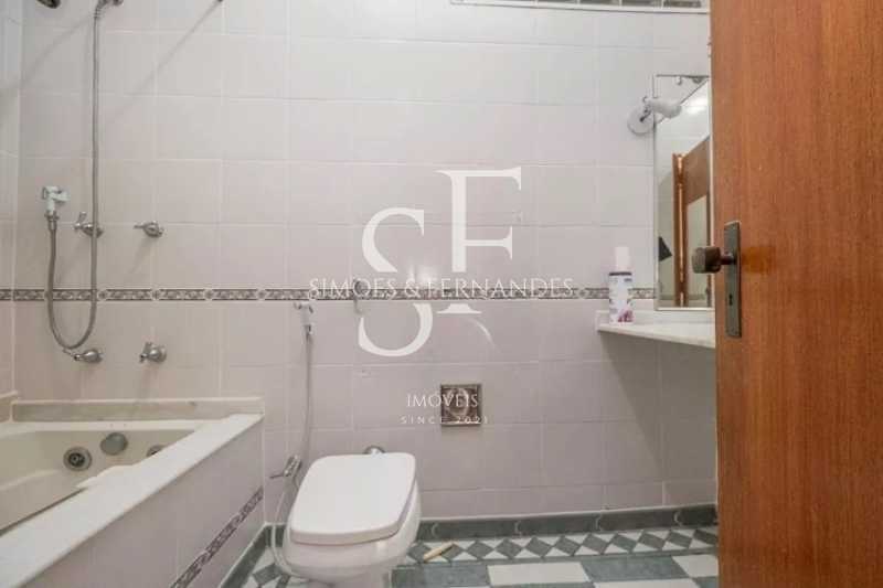 893576293-337.2111218053627DSC - 13