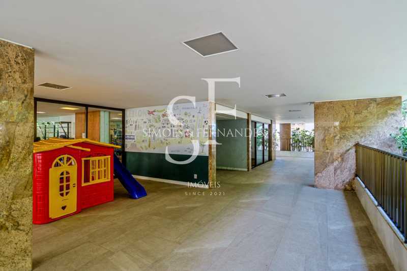 Conheça Cópia de Cópia de 32 do imóvel - Leblon- Avenida Afrânio de Melo Franco- Apartamento 4 quatos, suíte, 2 dependencias completas, 2 vagas. - BTAP40285 - 27 Cópia de Cópia de 32 - 27