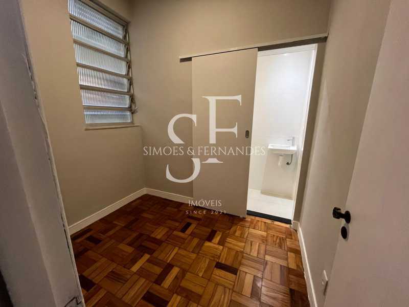 Conheça quarto serv. 1. do imóvel - Praça da Bandeira - Rua Felisberto de Menezes - Apartamento totalmente reformado, 2 quartos com dependência completa. - BTAP22339 - 13 quarto serv. 1. - 13