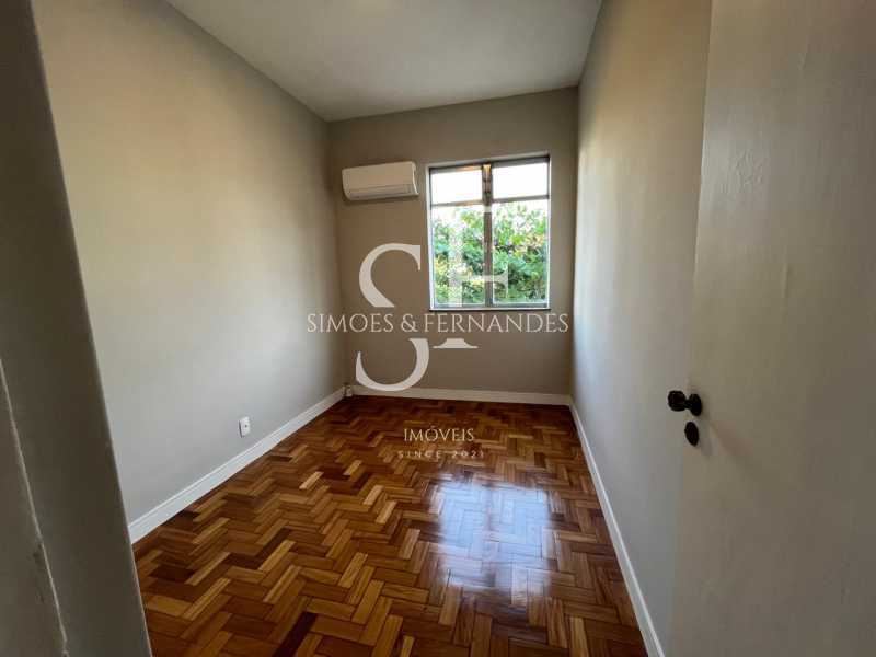 Conheça quarto 1. do imóvel - Praça da Bandeira - Rua Felisberto de Menezes - Apartamento totalmente reformado, 2 quartos com dependência completa. - BTAP22339 - 11 quarto 1. - 11