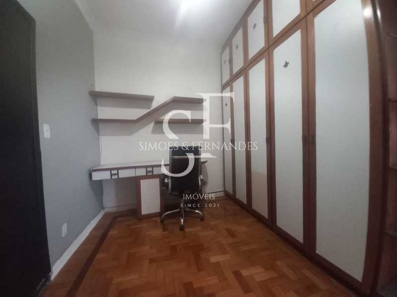 Conheça 21. do imóvel - Grajaú - Praça Edmundo Rego - Apartamento de 2 quartos com armários (sendo um com ar-condicionado), com comércio e transporte na porta. - BTAP22393 - 21 21. - 21