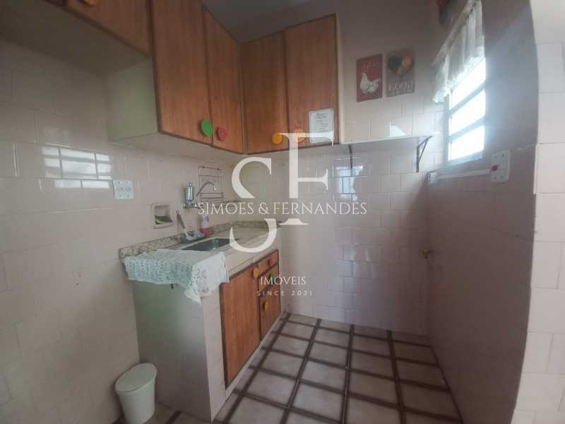 Conheça 25. do imóvel - Grajaú - Praça Edmundo Rego - Apartamento de 2 quartos com armários (sendo um com ar-condicionado), com comércio e transporte na porta. - BTAP22393 - 25 25. - 25