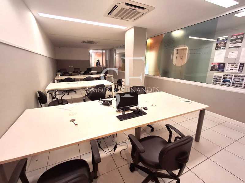 Conheça 11 do imóvel - Tijuca - Rua Conde de Bonfim. Oportunidade! Loja frente de rua com área de 180 m², 2 banheiros e 1 copa. - BTLJ00089 - 11 11 - 11