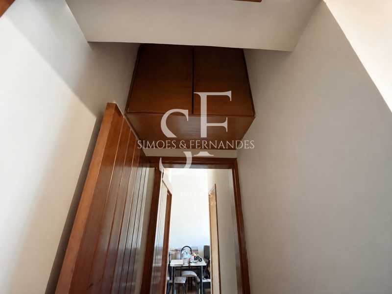 Conheça 40. do imóvel - Praça da Bandeira - Rua Paraíba. Apartamento 2 quartos sendo 1 suíte, sala ampla e 1 vaga na escritura. - BTAP22452 - 9 40. - 9