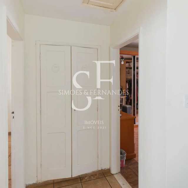 Conheça 8 do imóvel - Tijuca- Travessa Frei Rogério- Casa duplex, 3 quartos, suíte, dependência, piscina e churrasqueira. 2 vagas. - BTCN40027 - 8 8 - 8