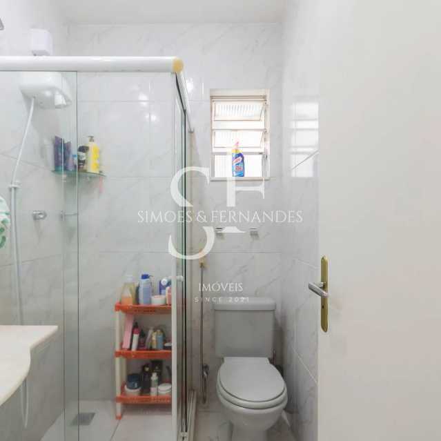 Conheça 13 do imóvel - Tijuca- Travessa Frei Rogério- Casa duplex, 3 quartos, suíte, dependência, piscina e churrasqueira. 2 vagas. - BTCN40027 - 13 13 - 13