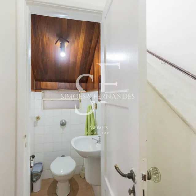 Conheça 21 do imóvel - Tijuca- Travessa Frei Rogério- Casa duplex, 3 quartos, suíte, dependência, piscina e churrasqueira. 2 vagas. - BTCN40027 - 21 21 - 21