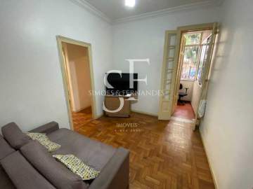 Ótima localização - Tijuca - Rua Uruguai - Alto Uruguai - Apartamento térreo, 2 quartos, dependência. - BTAP20351