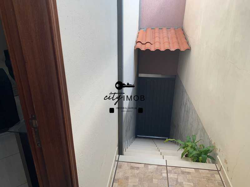 ESCADA EXTERNA - 5