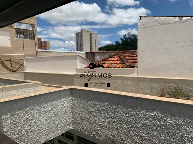 Área de serviço - 24